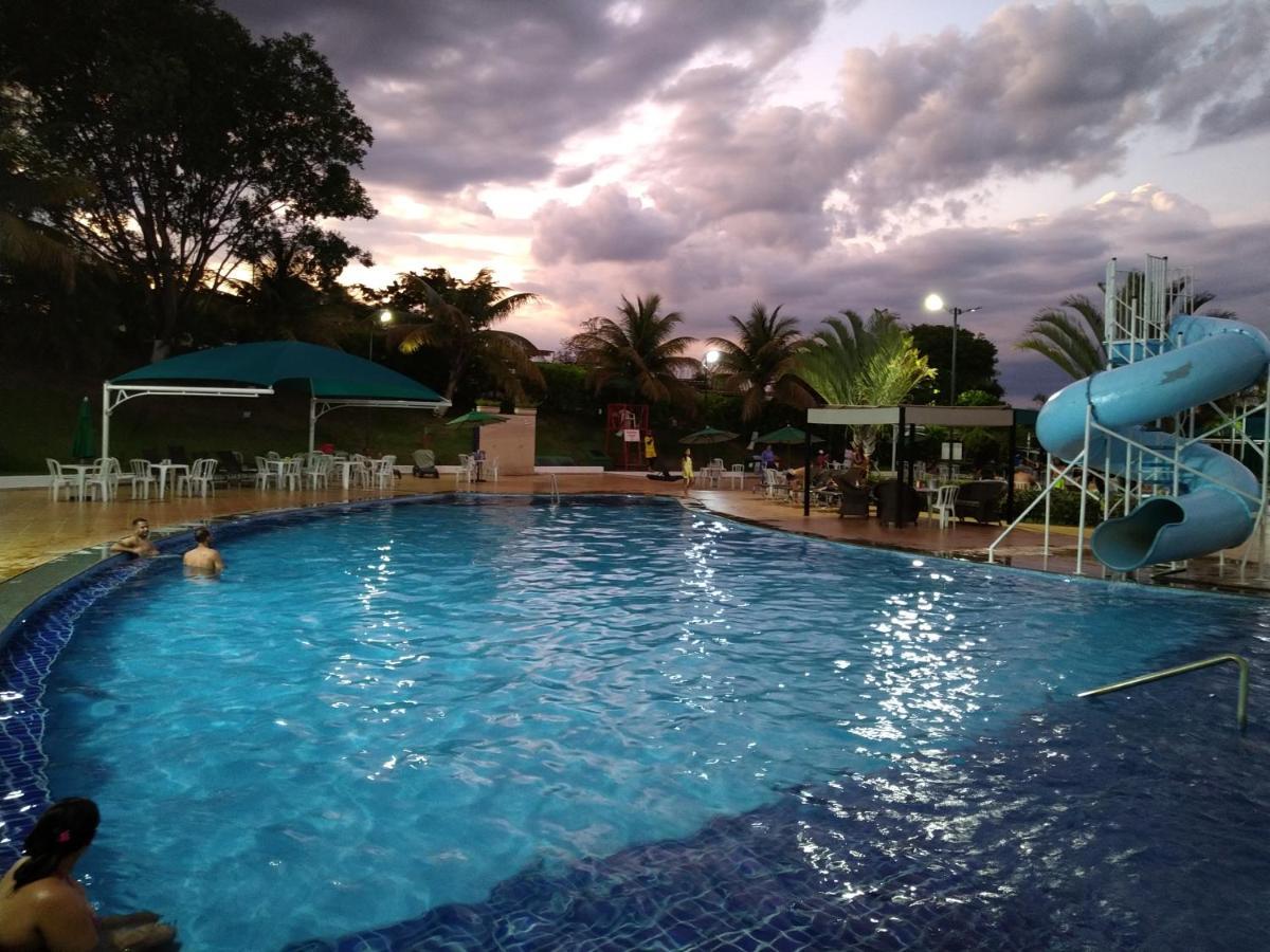 Apartamento Do Lago, Com Churrasqueira Privativa , Cozinha , Internet Banda Larga, Rampa Barco E Jet, Pesqueiro - B101 Caldas Novas Εξωτερικό φωτογραφία